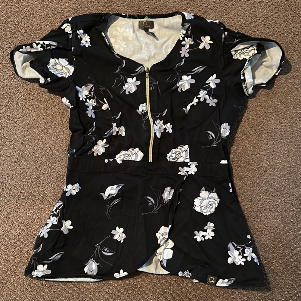 Jaanuu peplum scrub top